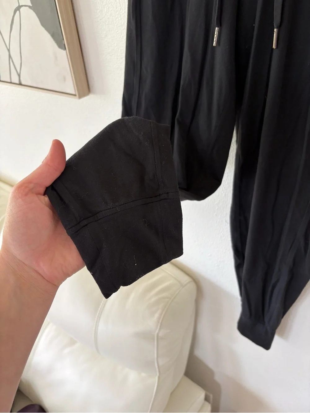 Lululemon Black Drawstring Align Joggers M - Picture 3 of 7